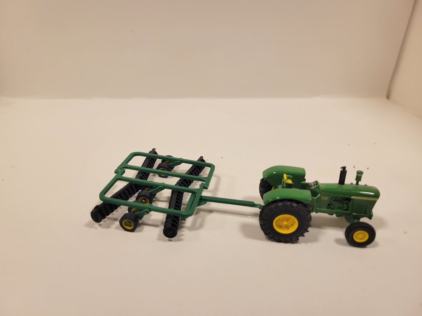 Disc harrow Green folding 1/87