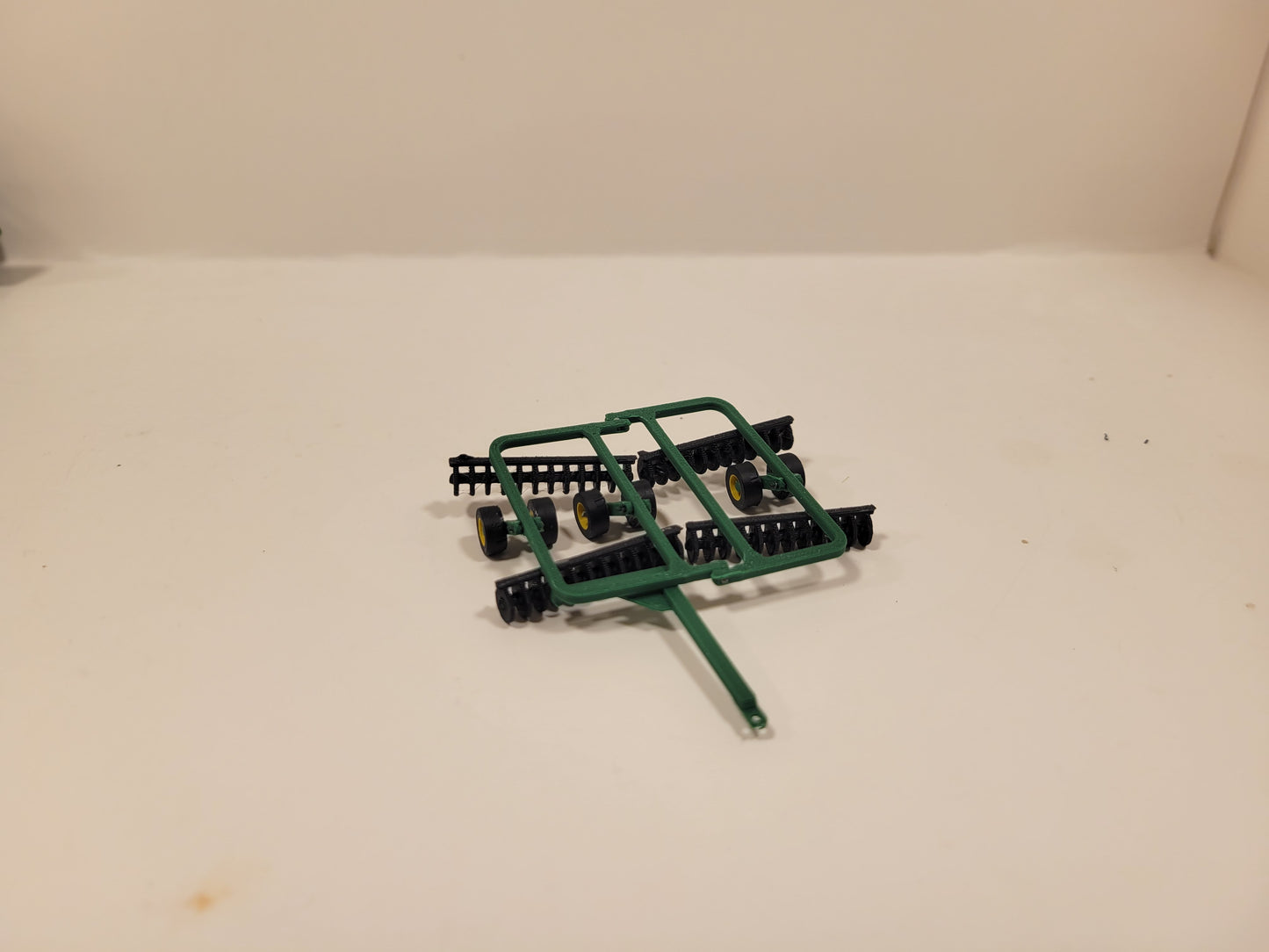 Disc harrow Green folding 1/87