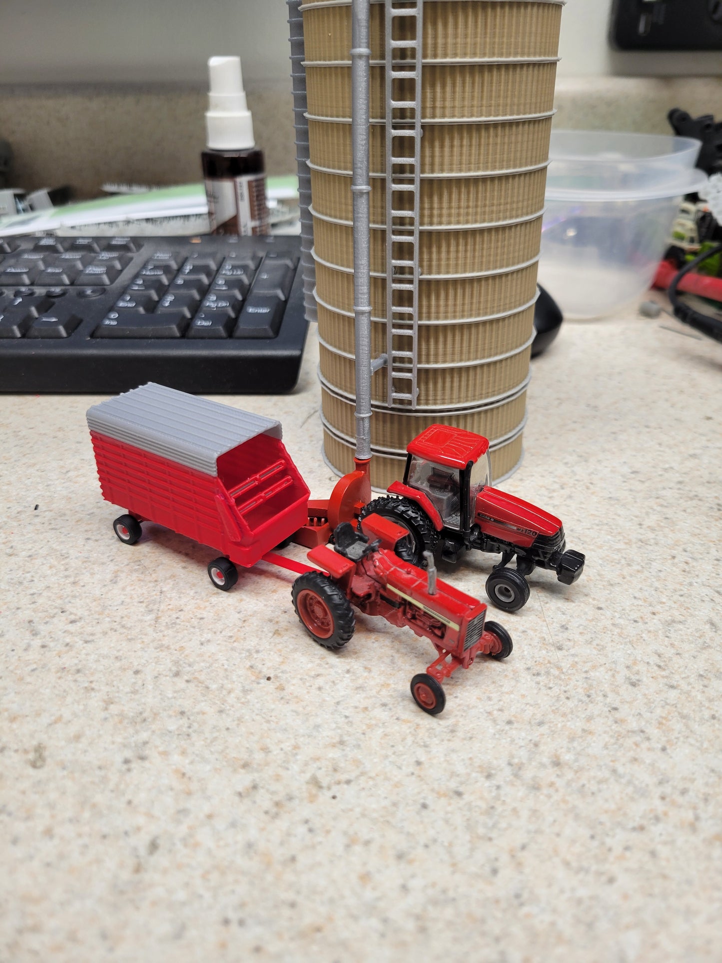 Forage wagon Red 1/87