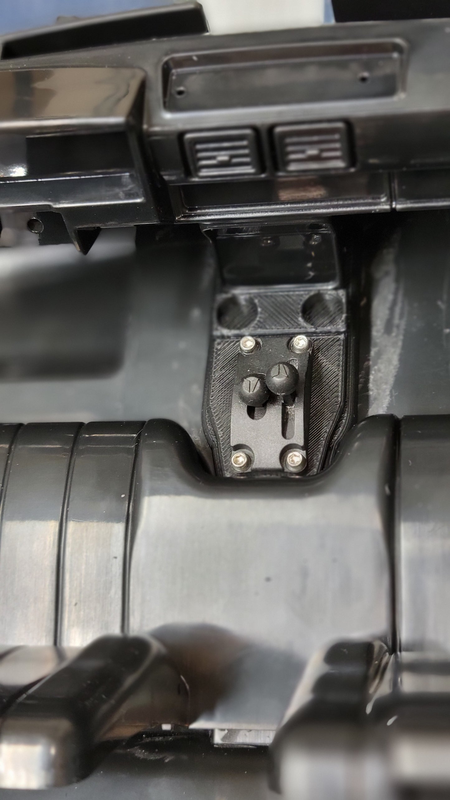 Center console for RC4WD Xtra cab