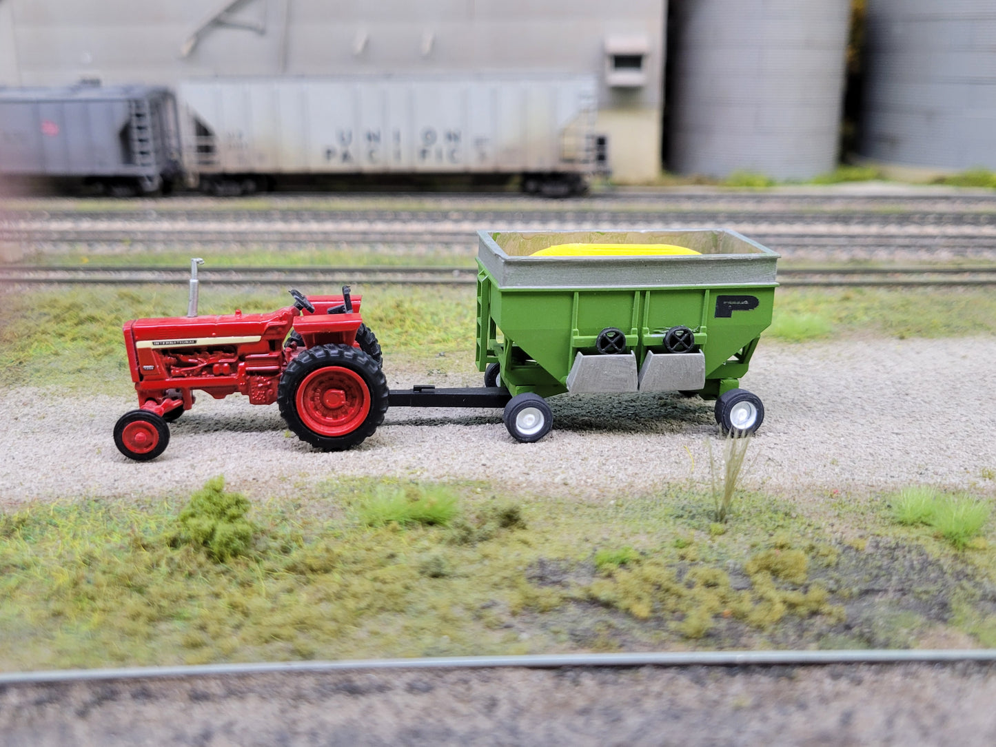 1/87 Double Door Gravity Wagon Assembled